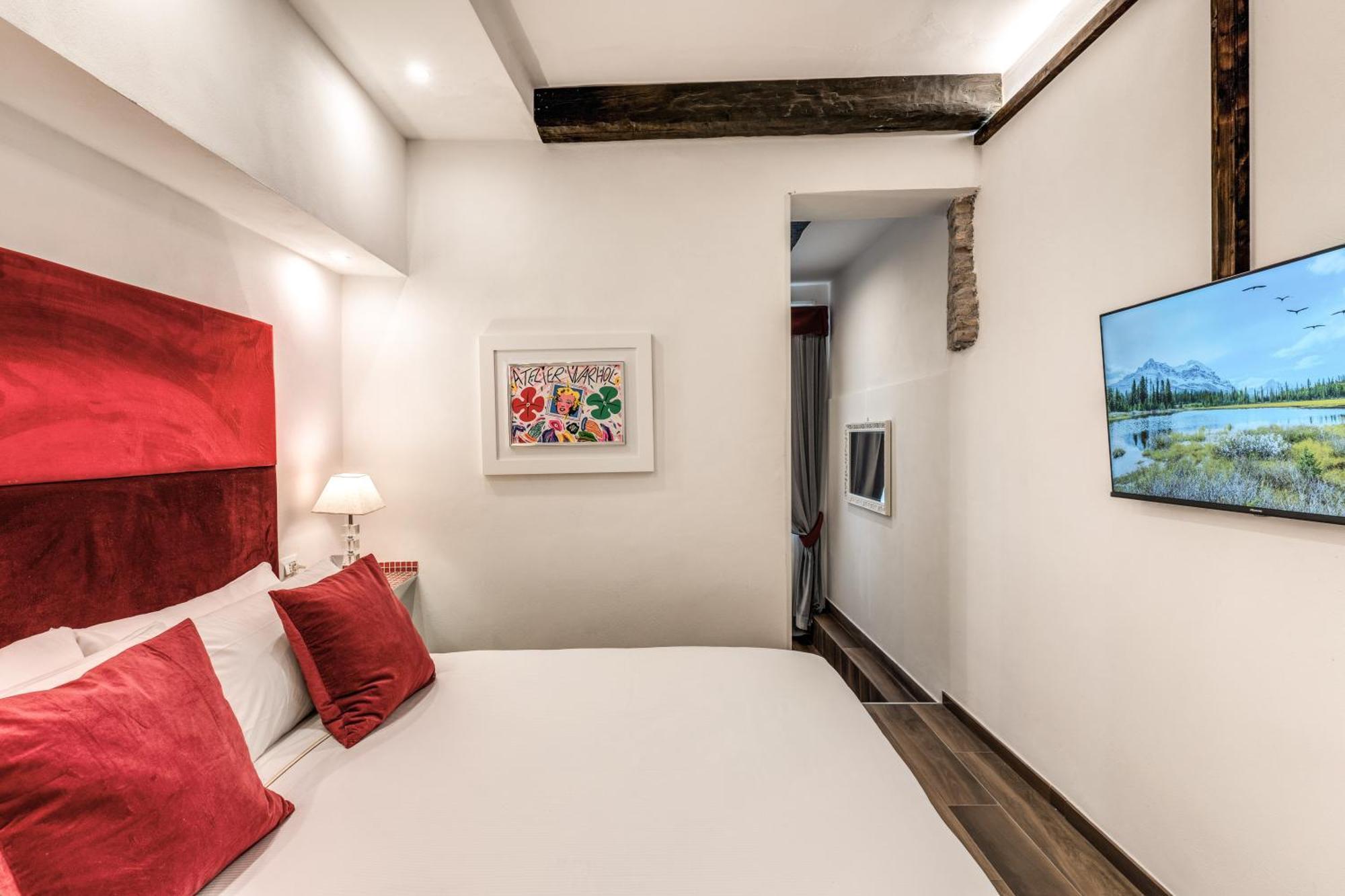 Tritone Top House Rome Bilik gambar